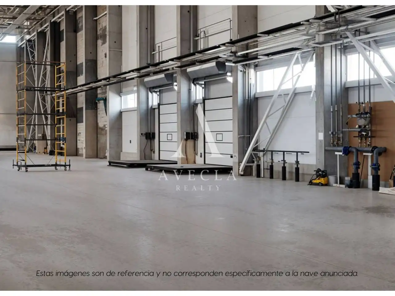 Nau industrial de lloguer a Calle Llobateres 28