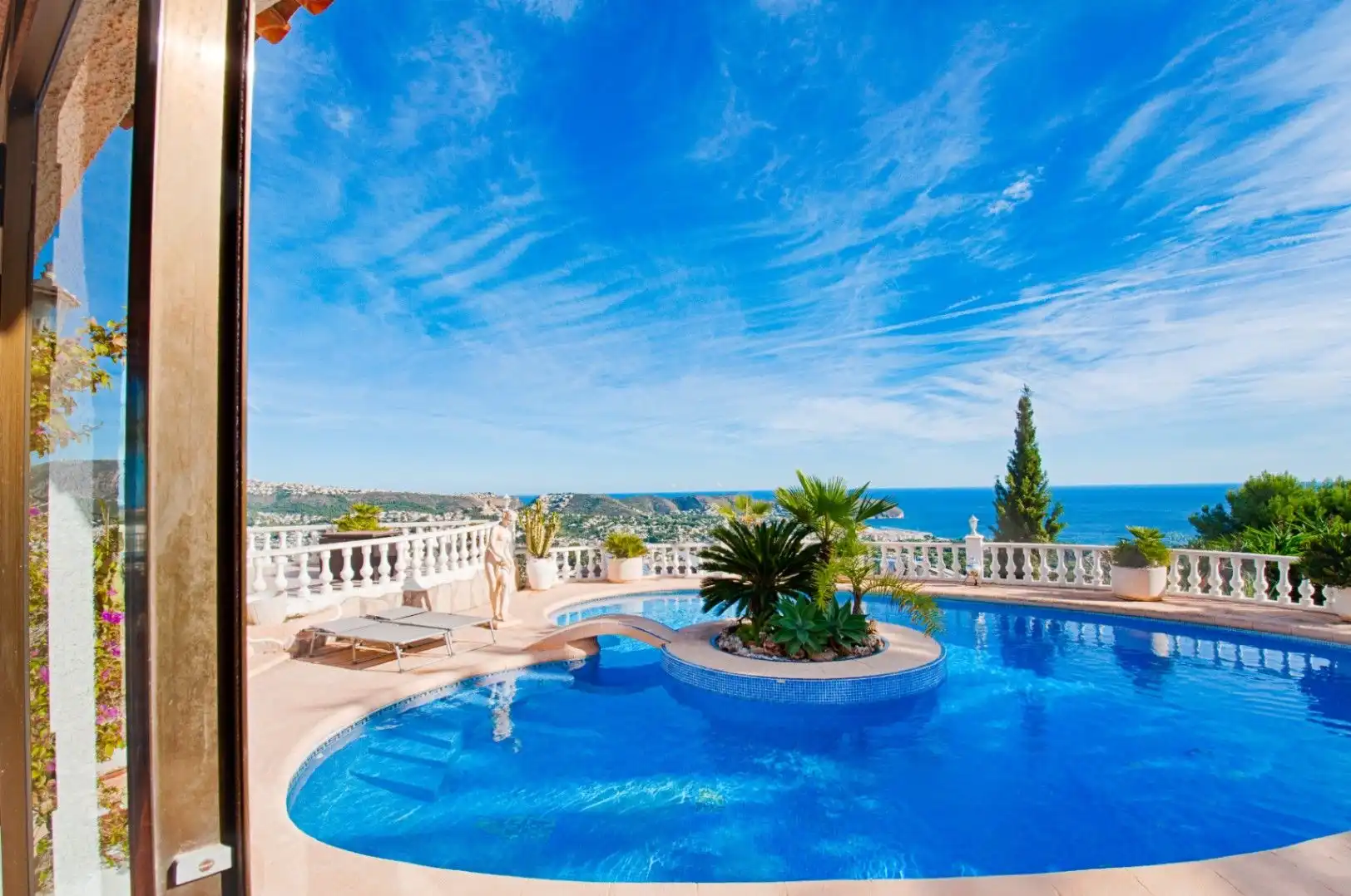 Villa con piscina in vendita a Casco Urbano, imagen 3
