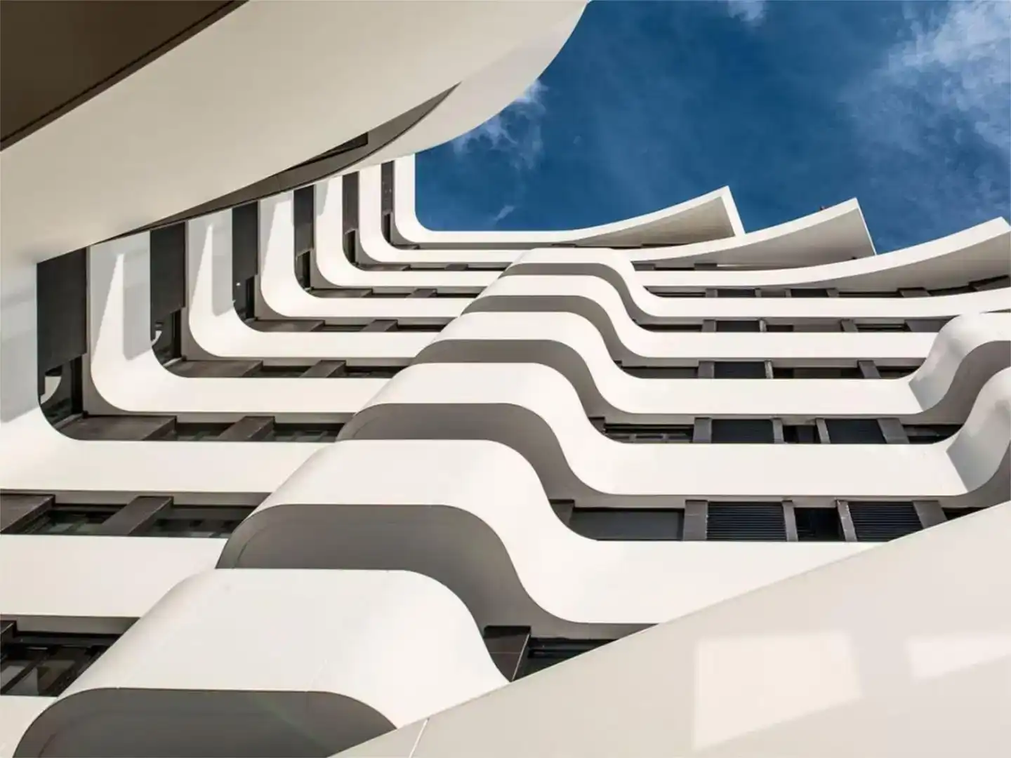 Vista exterior de Pis en venda en  Madrid Capital amb Aire condicionat i Piscina