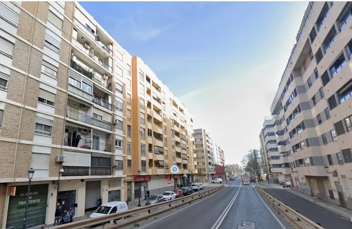 Vista exterior de Piso en venta en Valencia