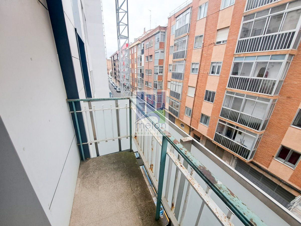 Terraza de Piso en venta en Burgos Capital con Trastero
