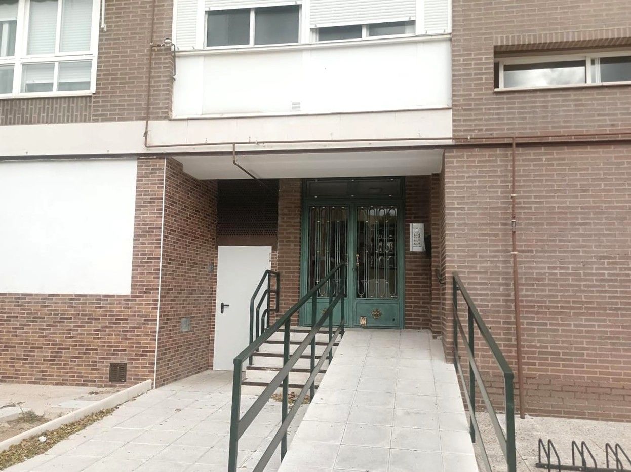 Exterior view of Flat for sale in  Toledo Capital  with Heating