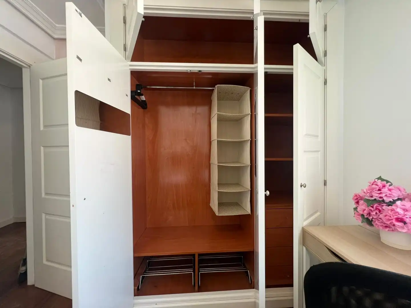 Bedroom of Houses for share in Madrid  with Heating, Terrace and Swimming Pool