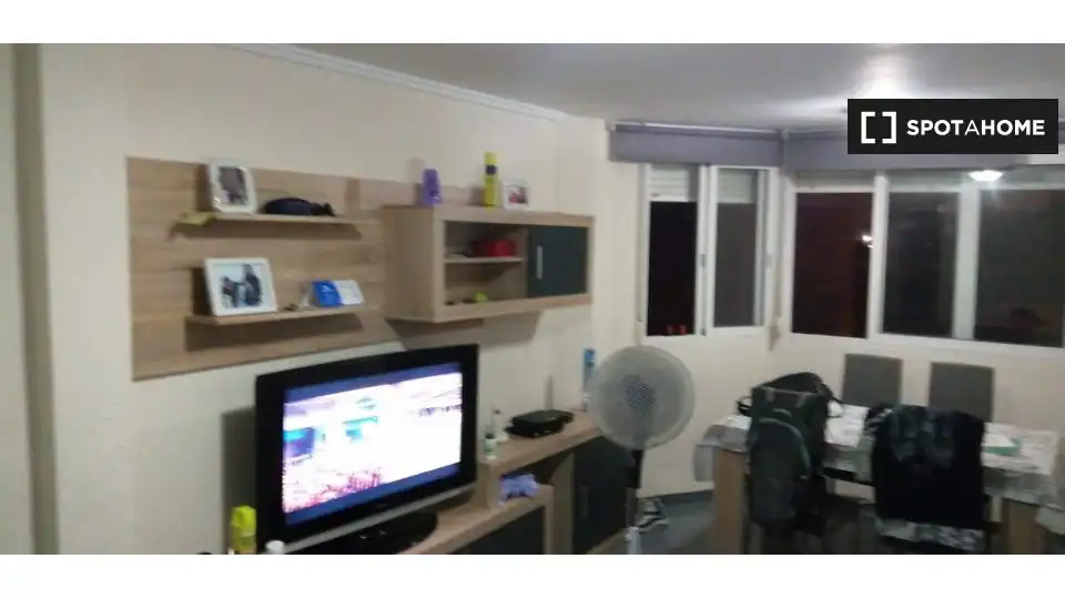 Sala d'estar de Pis de lloguer en Paterna amb Aire condicionat, Calefacció i Moblat