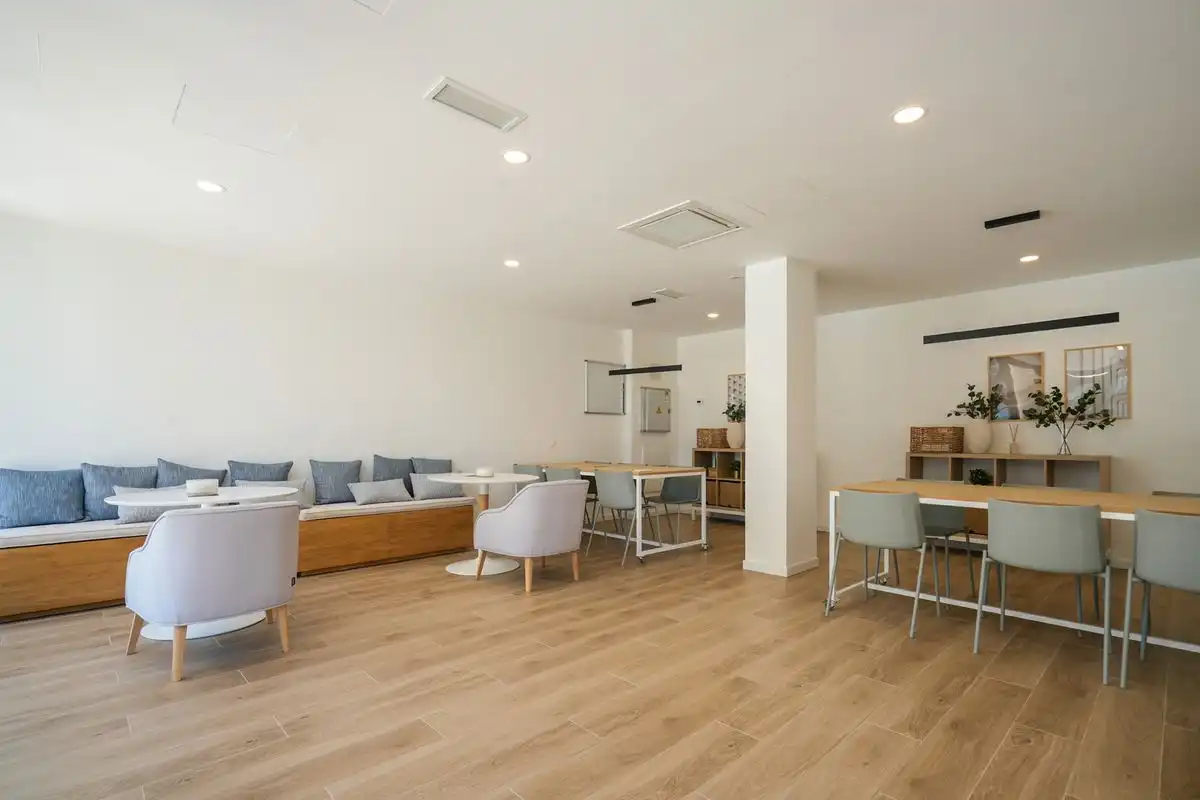 Ático en venta en Alcalá de Henares con Aire acondicionado, Calefacción y Jardín privado