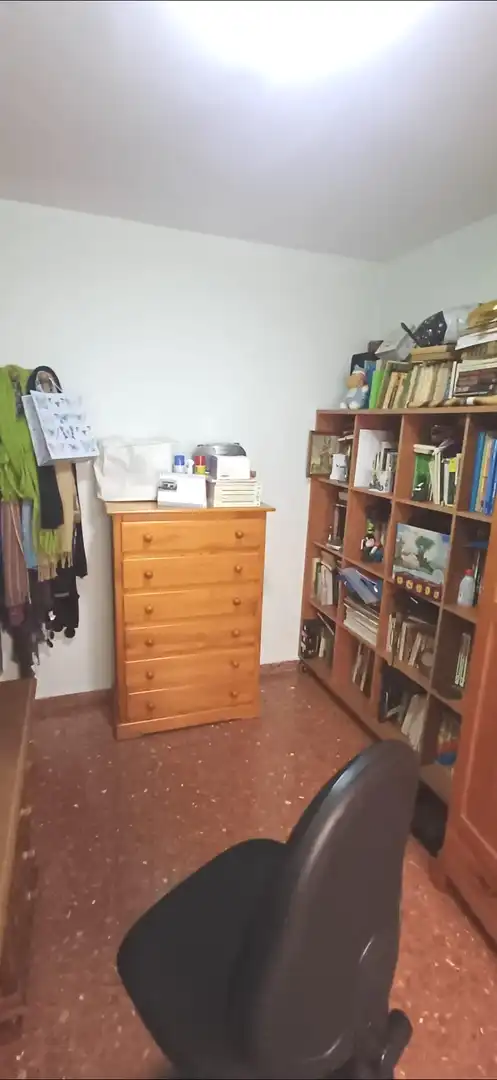 Bedroom of Flat for sale in Málaga  with Air Conditioner and Balcony