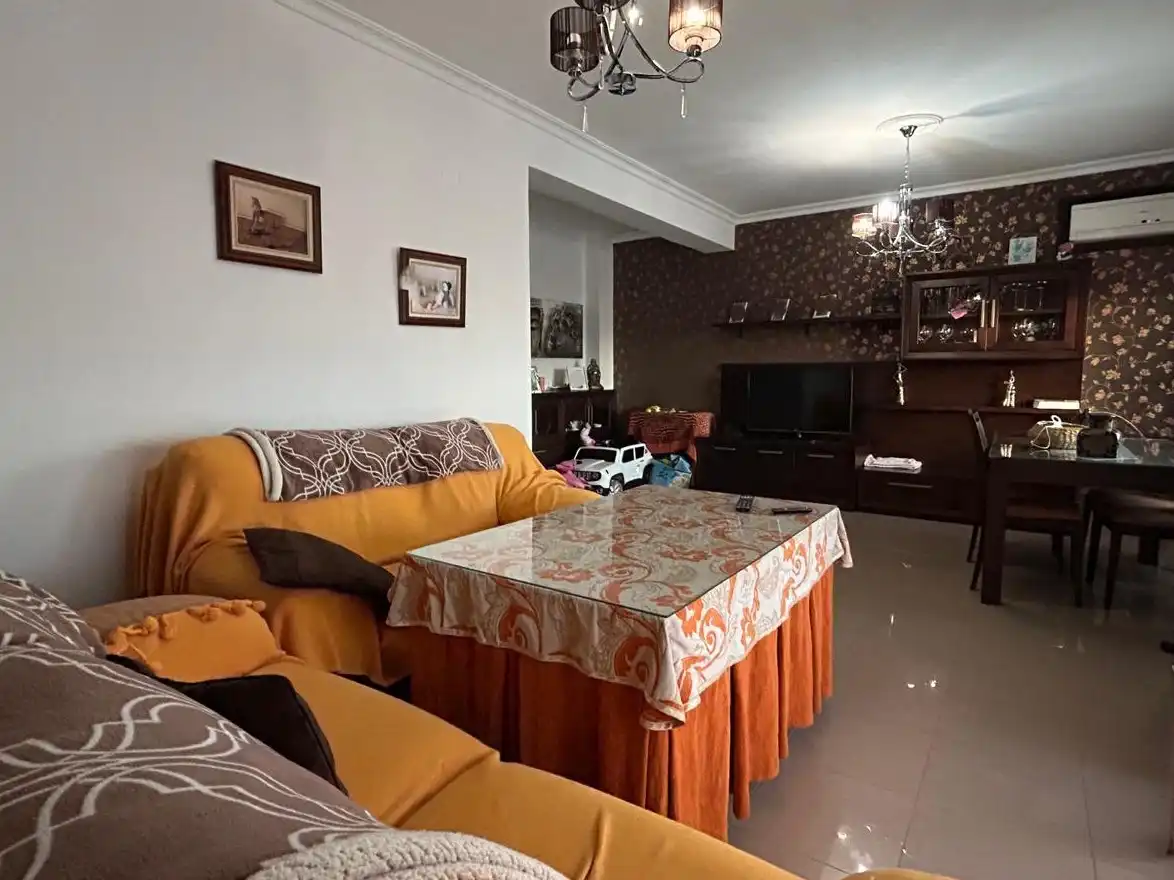 Sala d'estar de Pis en venda en Villanueva de la Serena amb Aire condicionat i Balcó