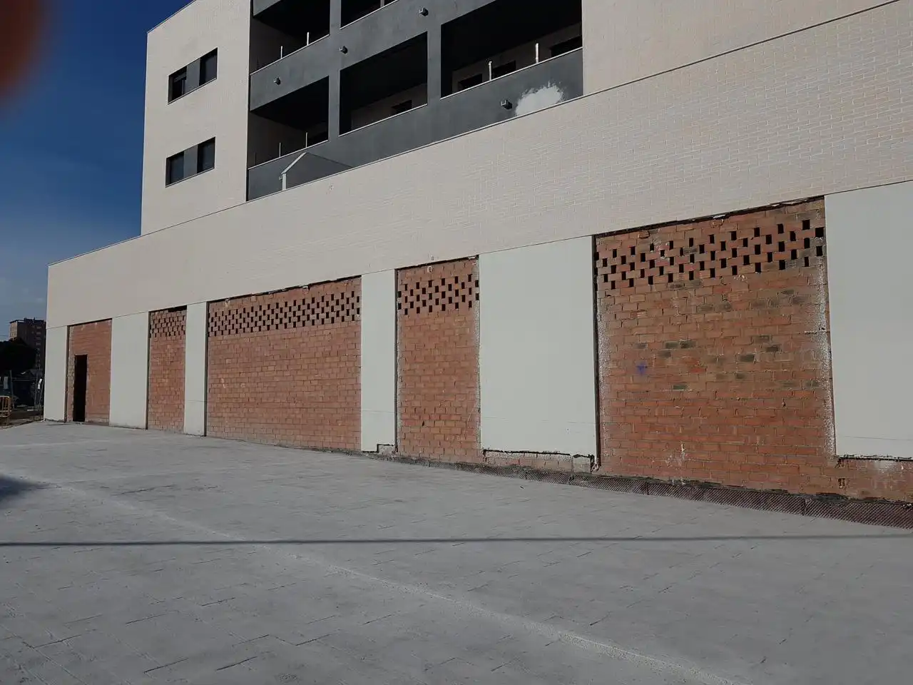 Local comercial de lloguer a Alcalde Jesús Mántaras, imagen 5