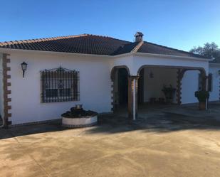 Vista exterior de Casa o xalet en venda en Torrecampo amb Aire condicionat, Terrassa i Piscina
