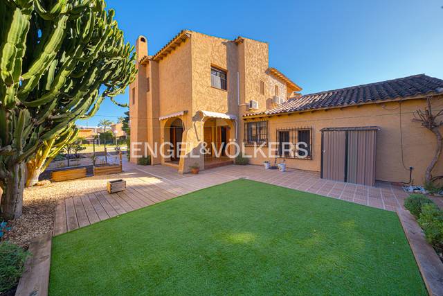 Casa adosada en Venta en Sierra Helada