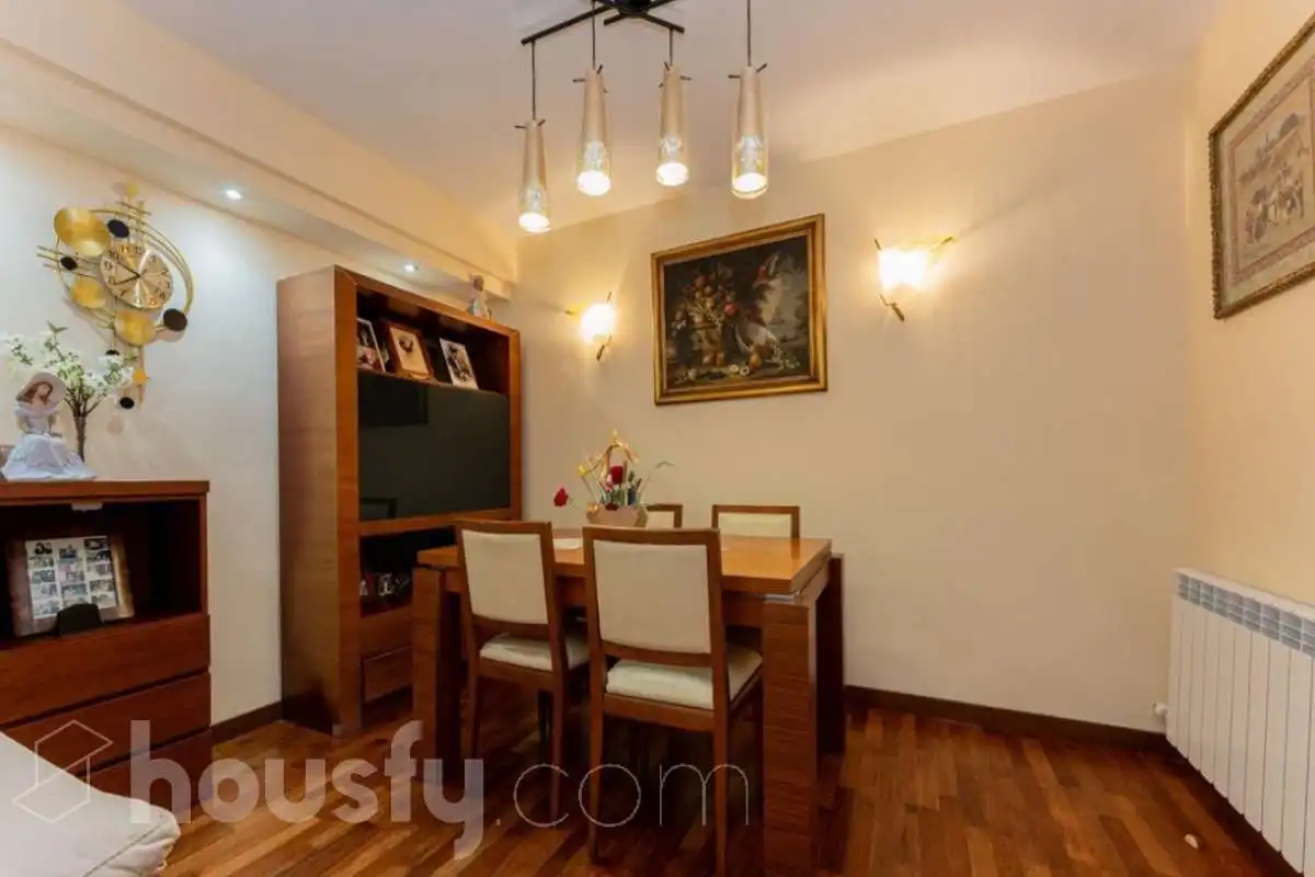 Piso con ascensor en venta en Passatge de Xaloc ., imagen 4