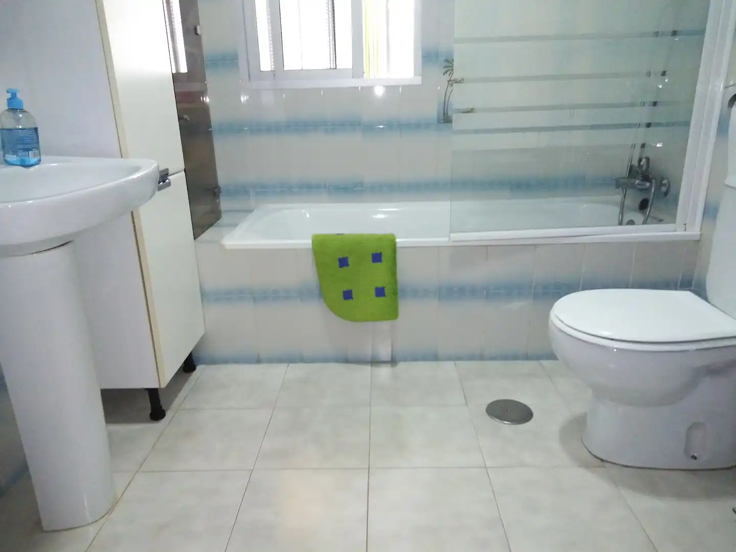 Badezimmer von Haus oder Chalet zum Verkauf in Ronda mit Klimaanlage, Heizung und Privatgarten