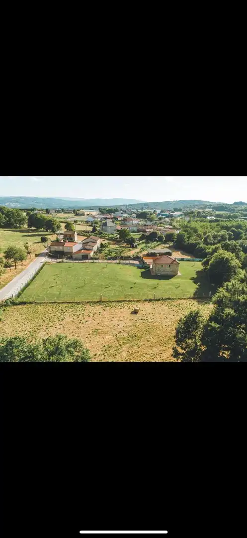 Casa o xalet en venda en A Merca   amb Jardí privat, Terrassa i Moblat
