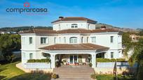 Vista exterior de Casa o xalet en venda en Borriol amb Aire condicionat, Calefacció i Jardí privat