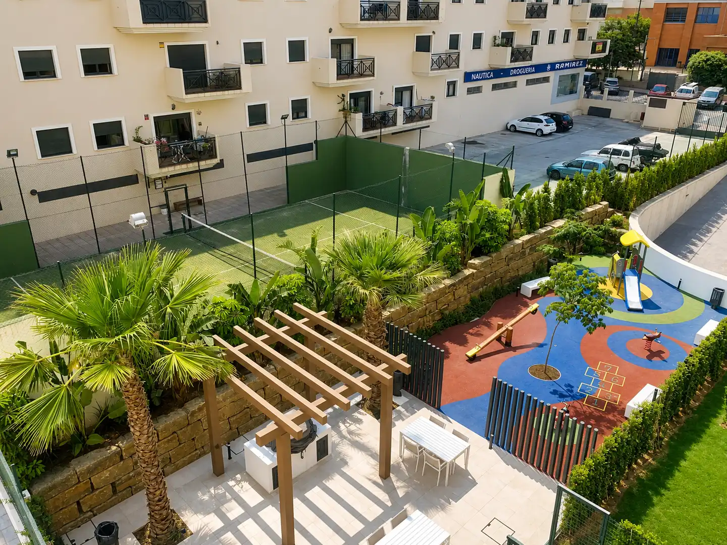 Àtic amb piscina en venda a Estepona Pueblo, imagen 44