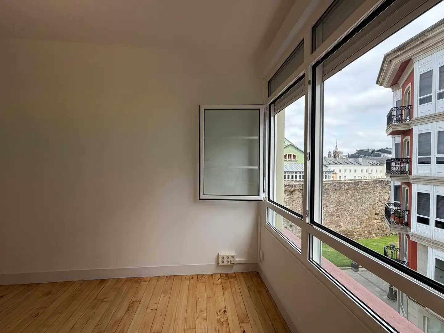 Bedroom of Flat for rent in Lugo  with Heating
