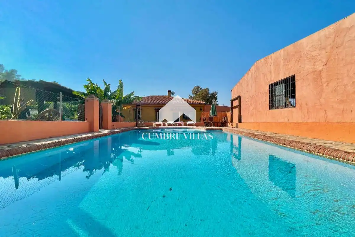 Außenansicht von Country house zum Verkauf in Torrenueva Costa mit Privatgarten, Terrasse und Abstellraum