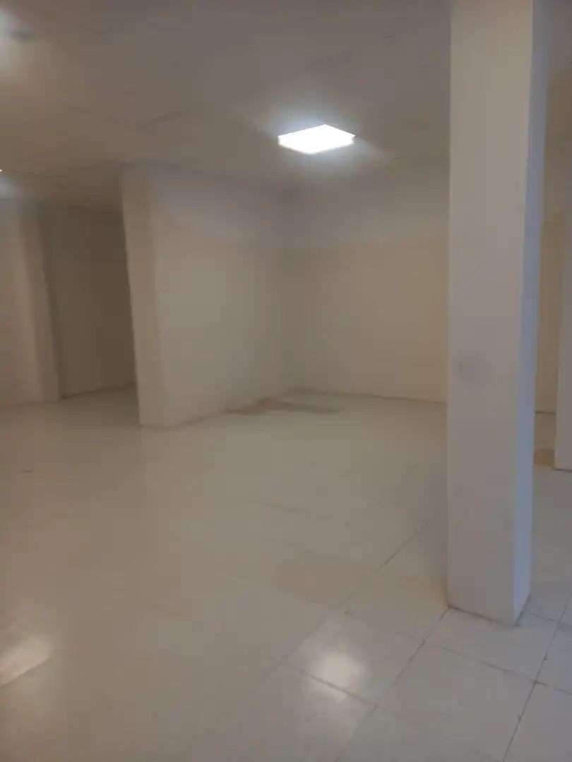 Local comercial de lloguer a Benetússer, imagen 2