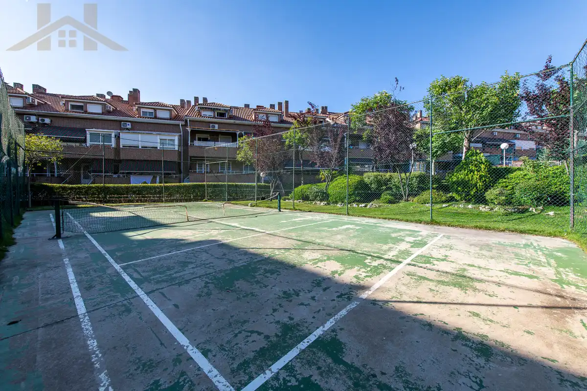 Dúplex amb piscina en venda a Sevilla la Nueva, imagen 29