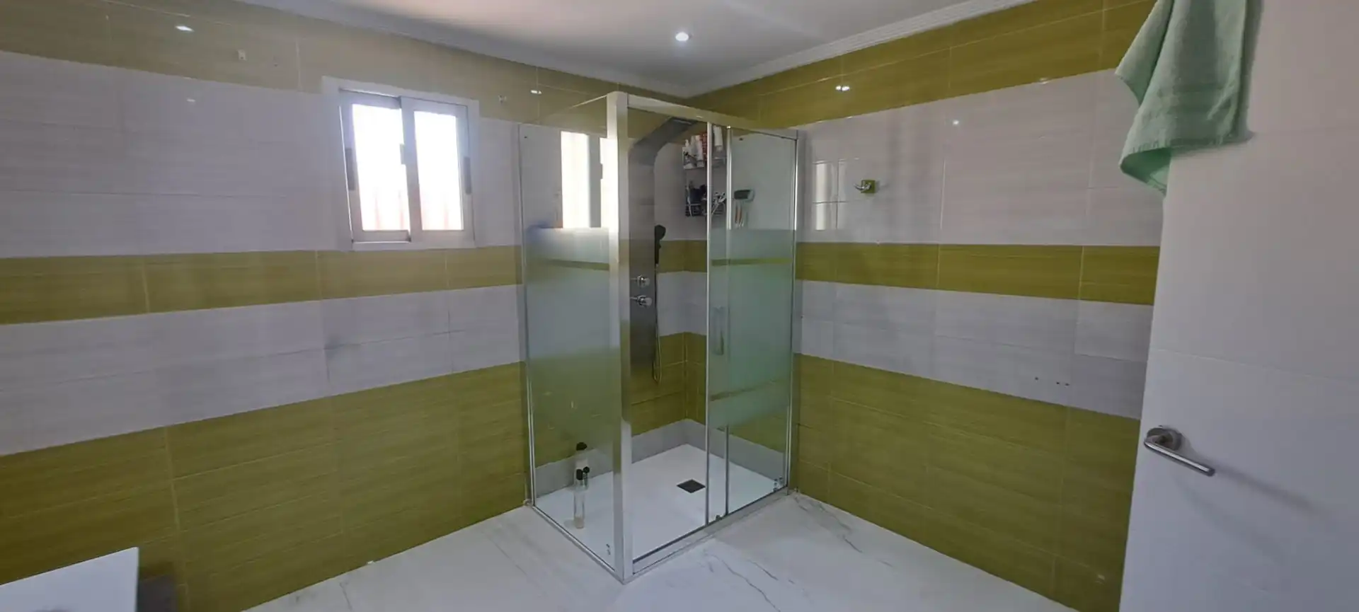 Baño de Casa o chalet en venta en Puertollano con Aire acondicionado