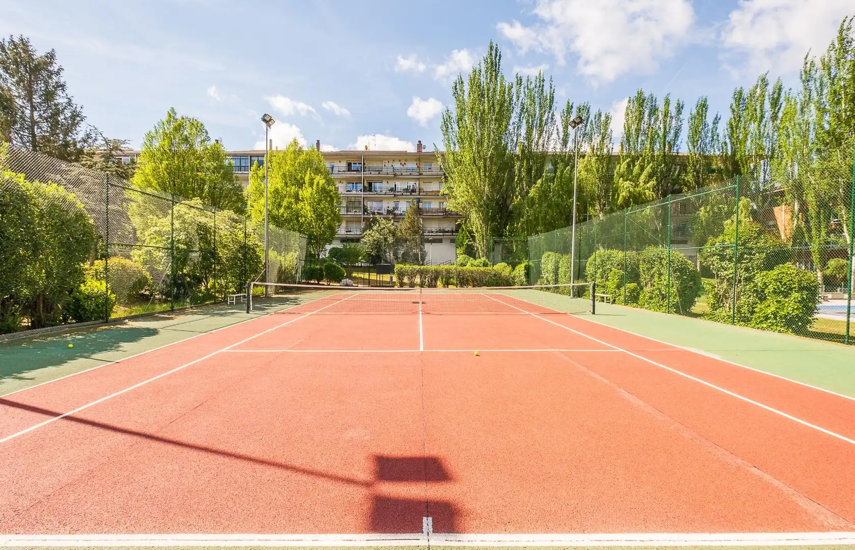 Vista exterior de Dúplex en venta en Collado Villalba con Calefacción, Jardín privado y Terraza