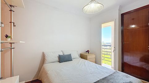 Foto 3 de Apartamento de alquiler en Calle Villanueva del Rosario, Puerta Blanca, Málaga Capital