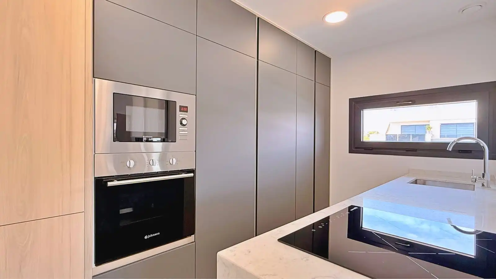 Cuina de Apartament en venda en Orihuela amb Traster i Moblat