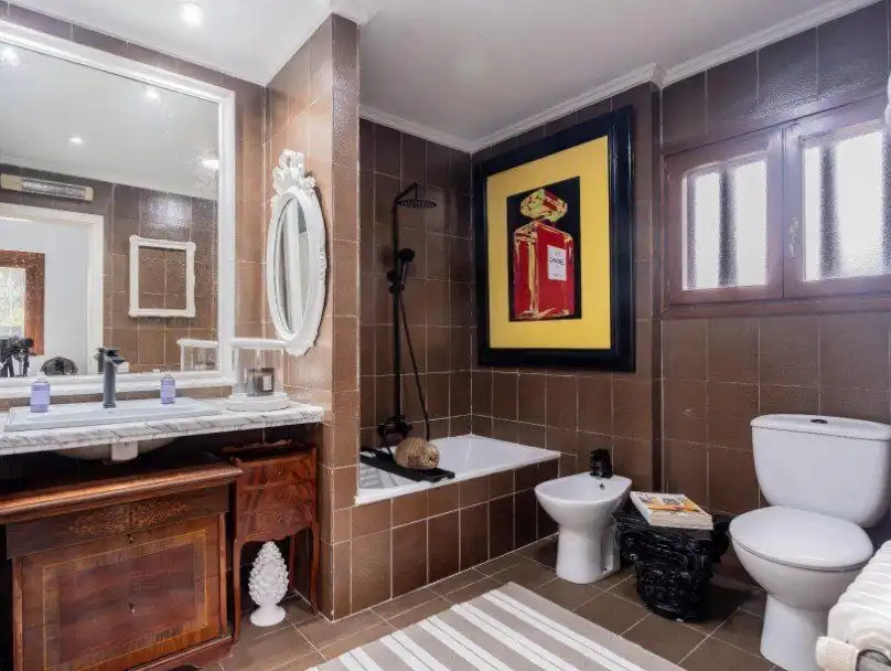 Bathroom of Houses for sale in Paterna  with Air Conditioner, Heating and Private garden