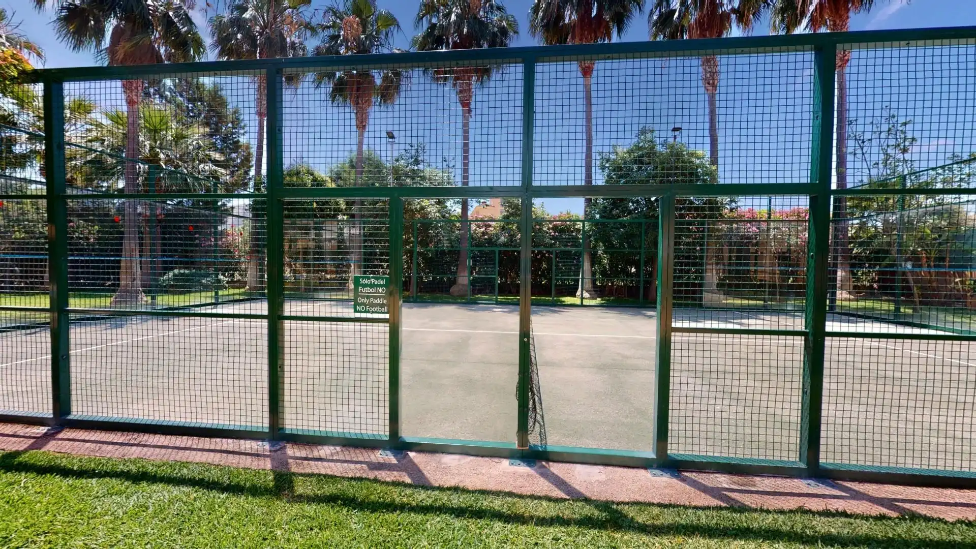 Außenansicht von Wohnungen zum Verkauf in L'Alfàs del Pi mit Klimaanlage, Privatgarten und Terrasse