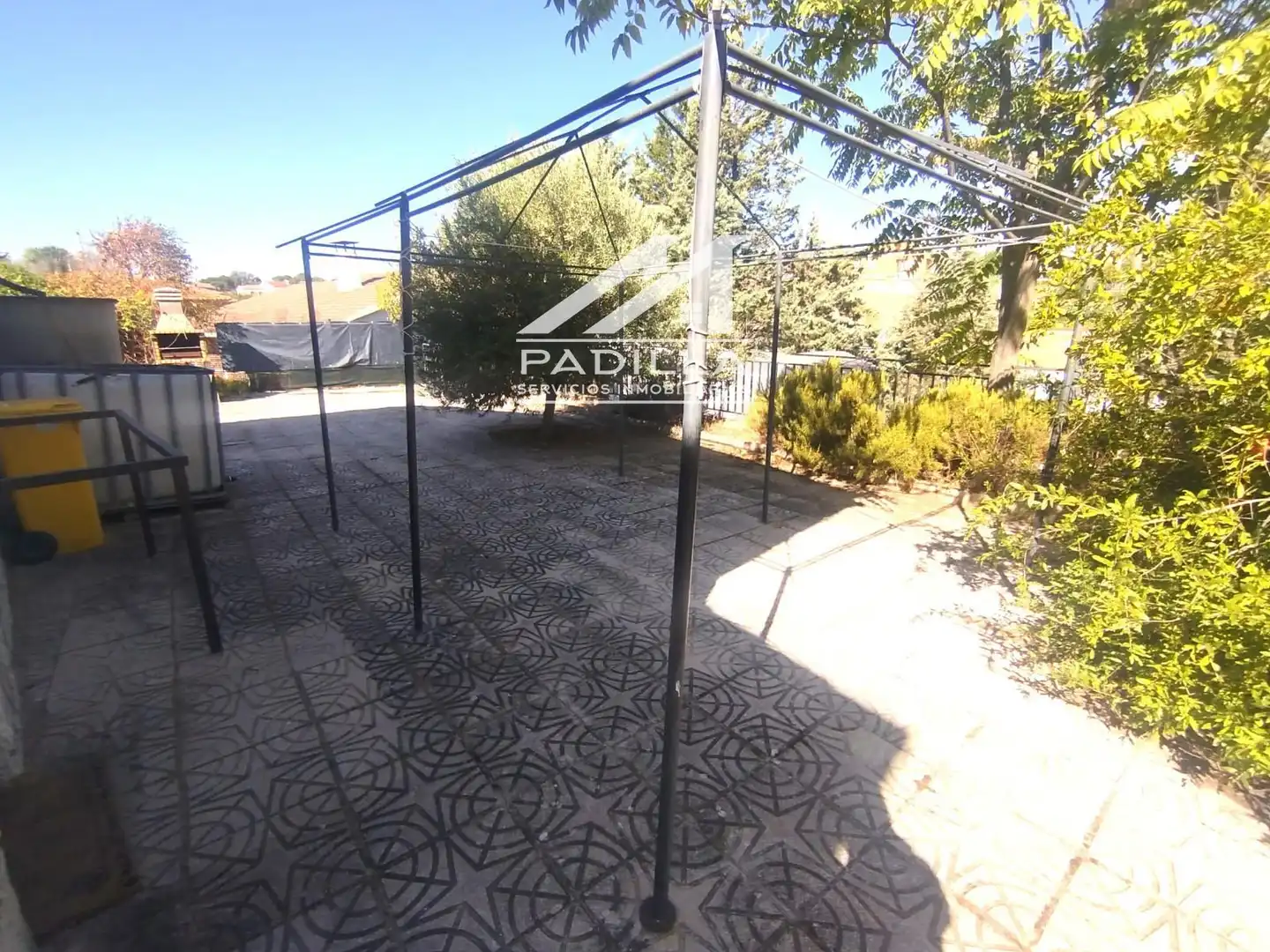 Garden of Houses for sale in Méntrida  with Swimming Pool