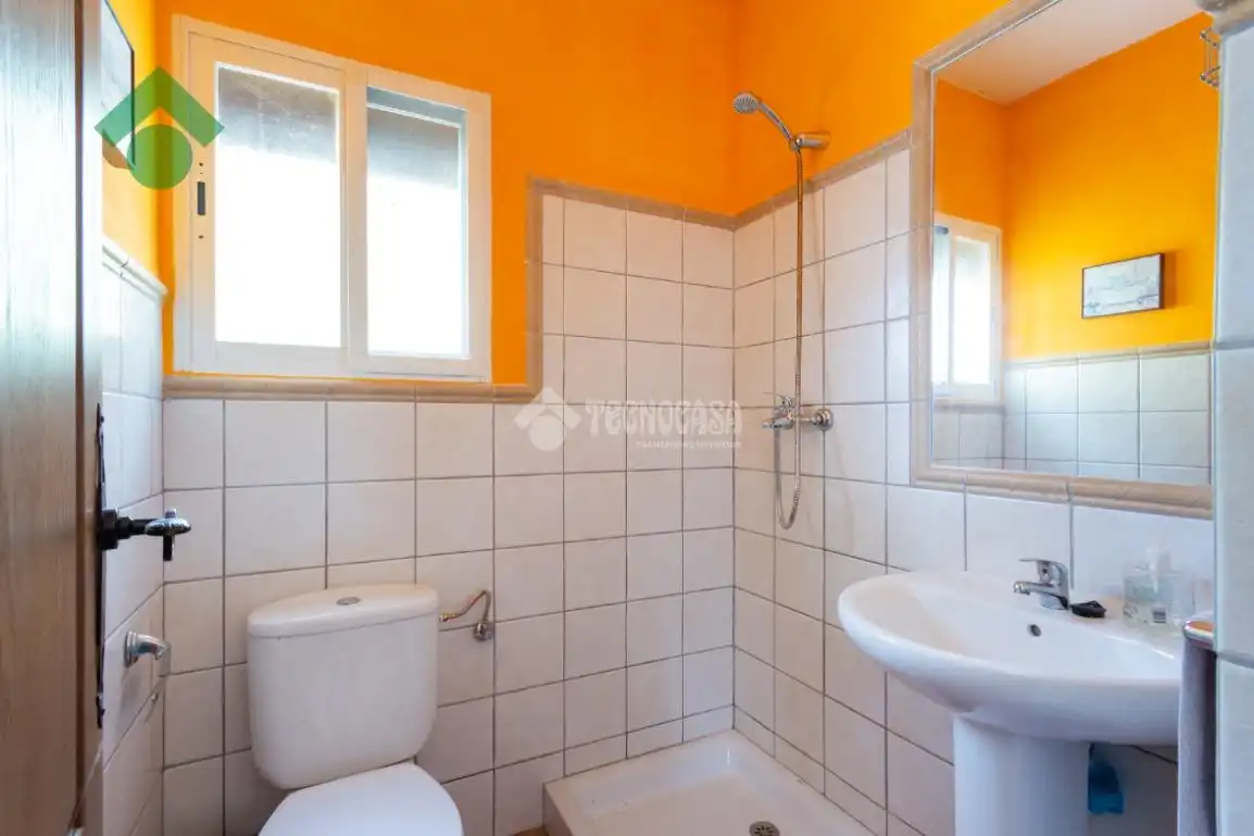 Baño de Finca rústica en venta en Almuñécar con Piscina