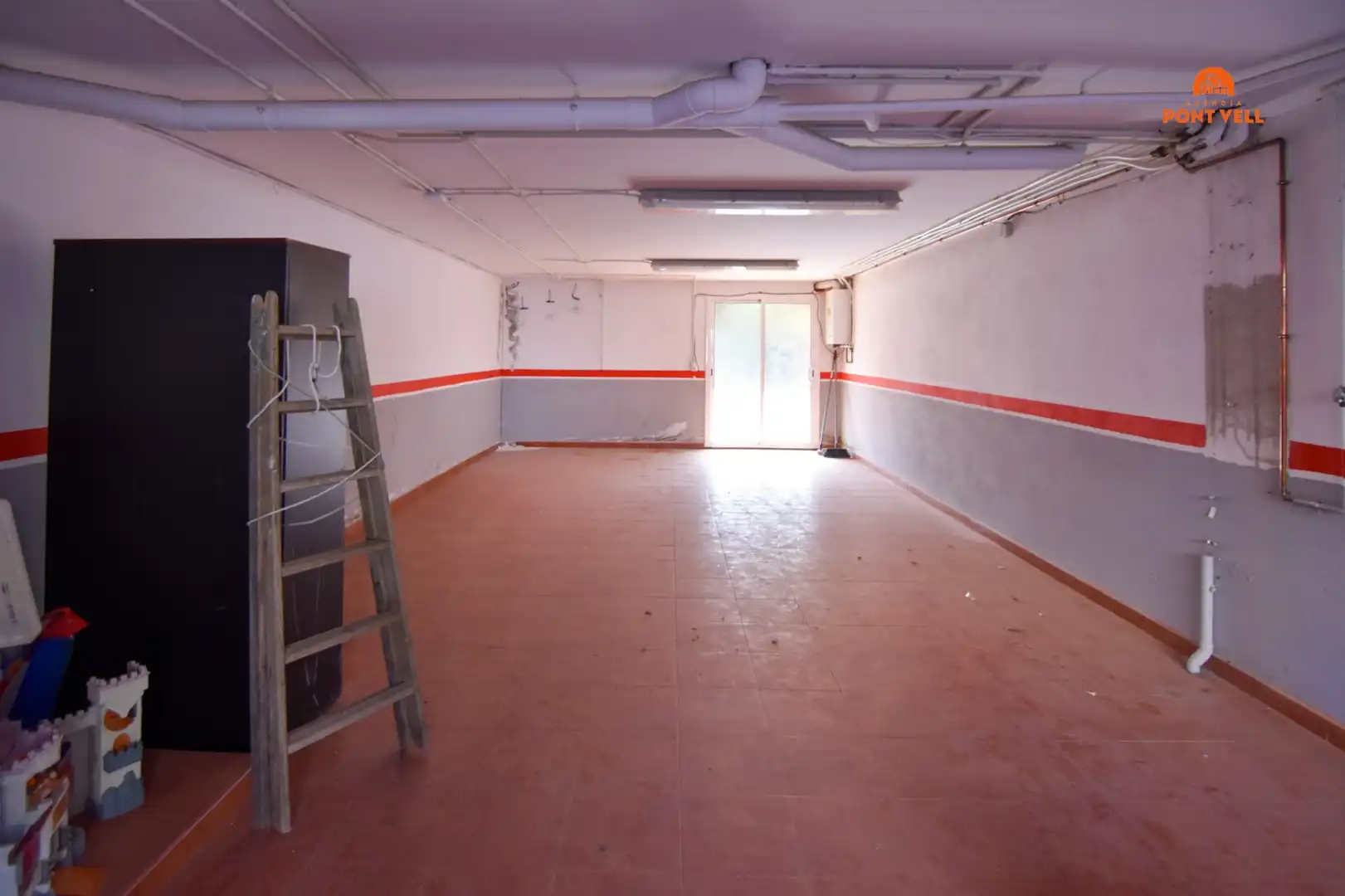 Casa pareada con terraza en venta en La Bisbal d'Empordà, imagen 21