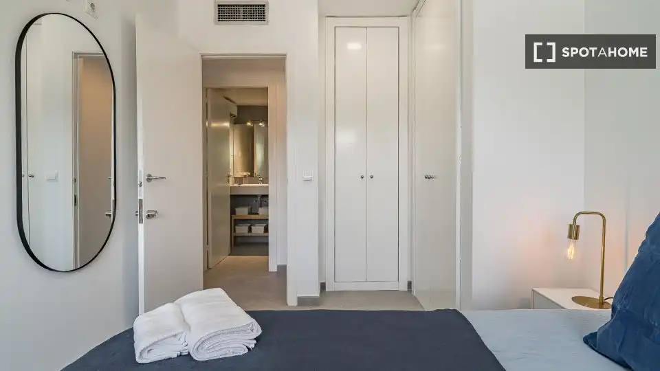 Room in Coll Favà