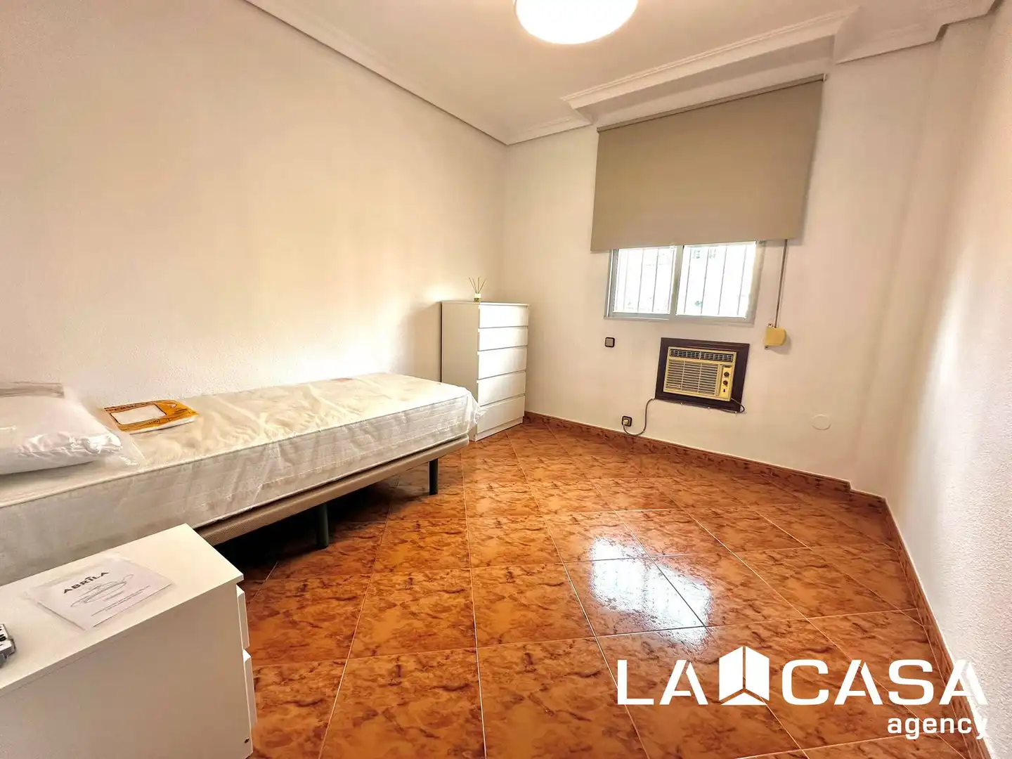 Schlafzimmer von Wohnung zur Miete in Dos Hermanas mit Terrasse