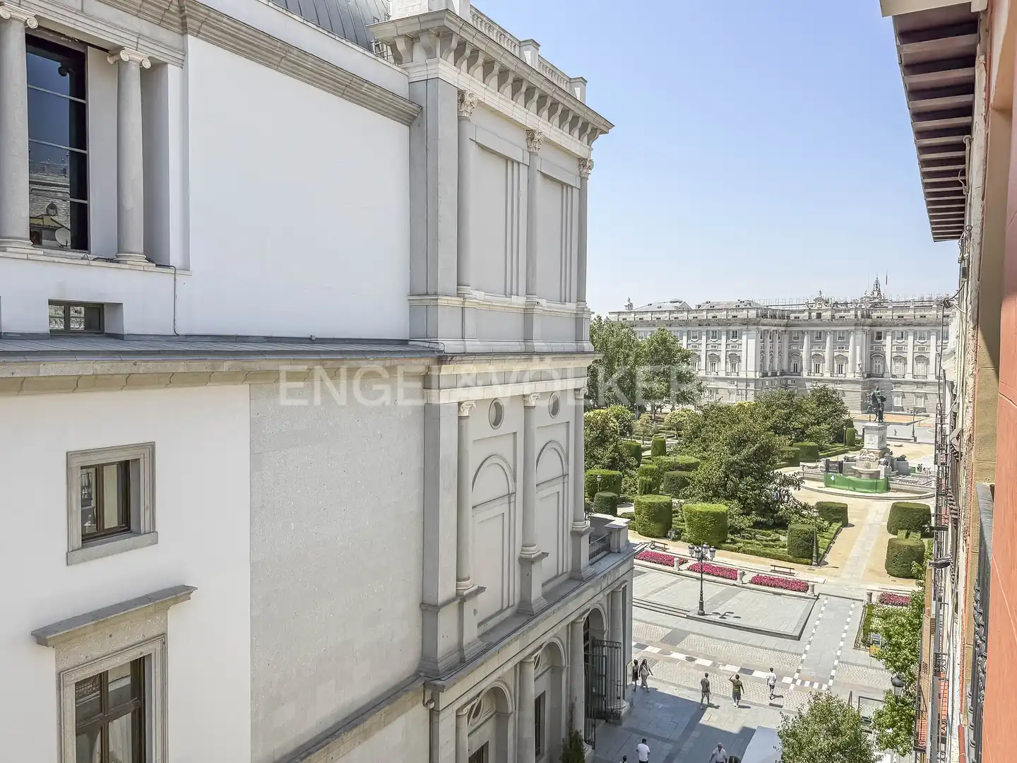 Vista exterior de Pis en venda en Madrid amb Aire condicionat, Calefacció i Balcó