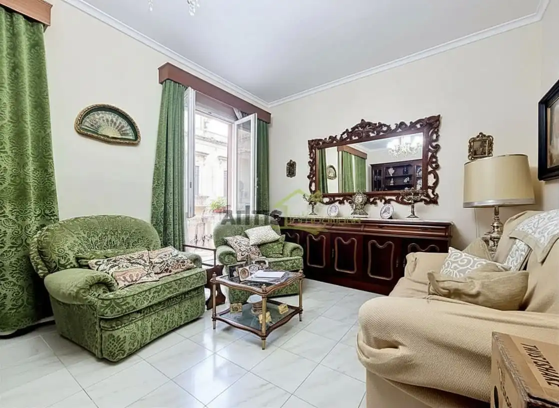 Sala de estar de Casa o chalet en venta en Puente Genil con Aire acondicionado, Terraza y Trastero