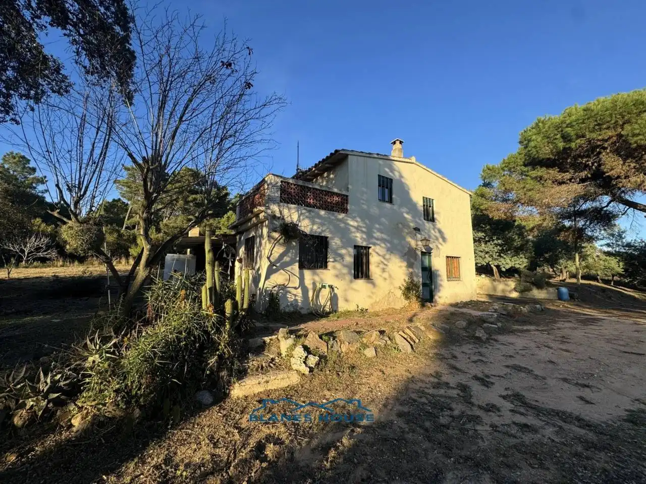 Vista exterior de Finca rústica en venda en Tordera amb Jardí privat