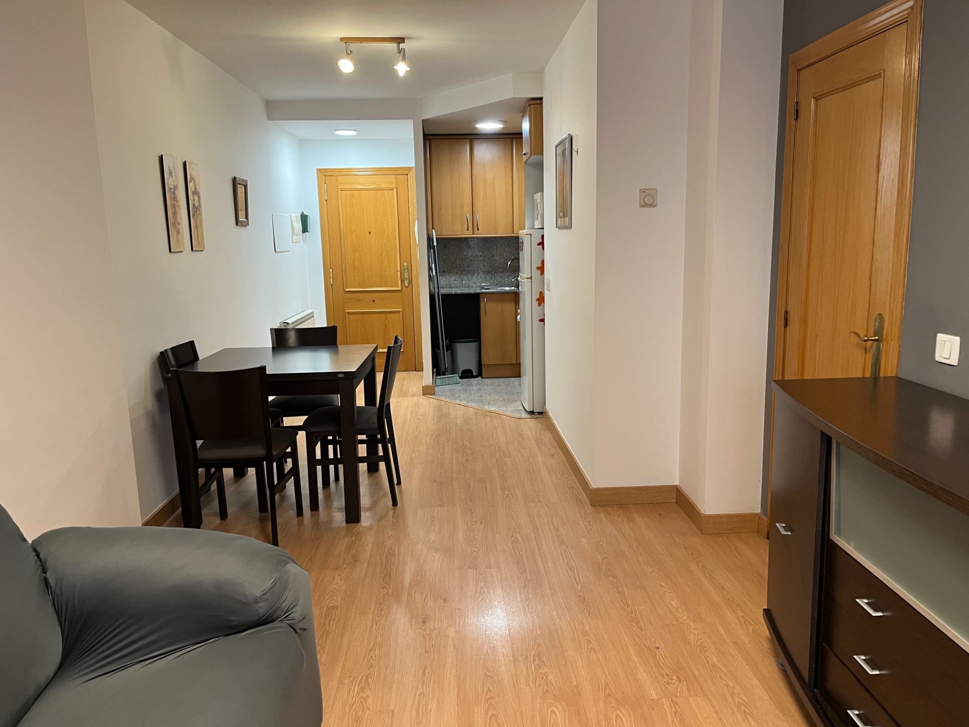 Flat for sale in  Lleida Capital  with Heating, Parquet flooring and Furnished