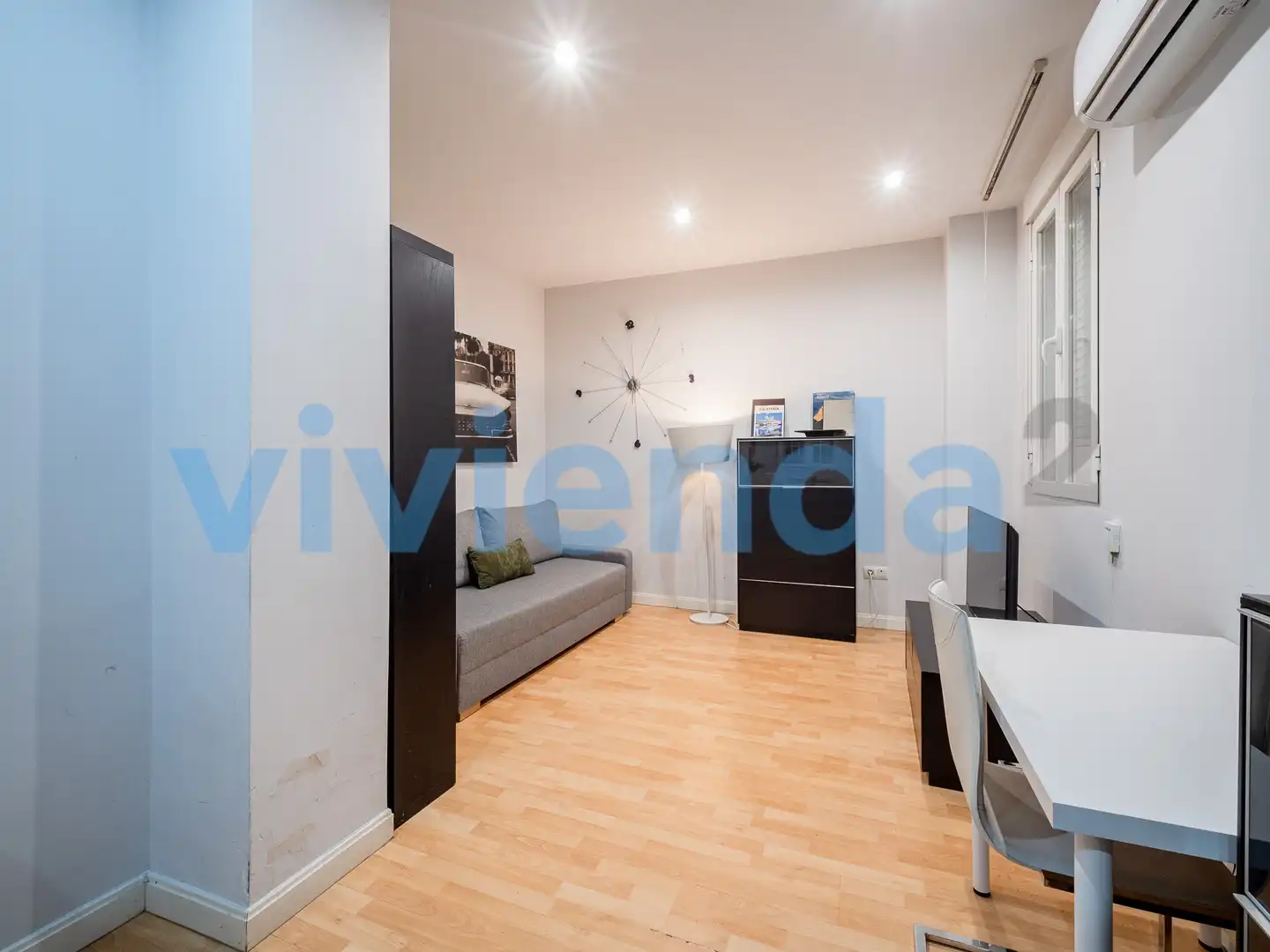 Flat for sale in Madrid  with Air Conditioner, Heating and Furnished