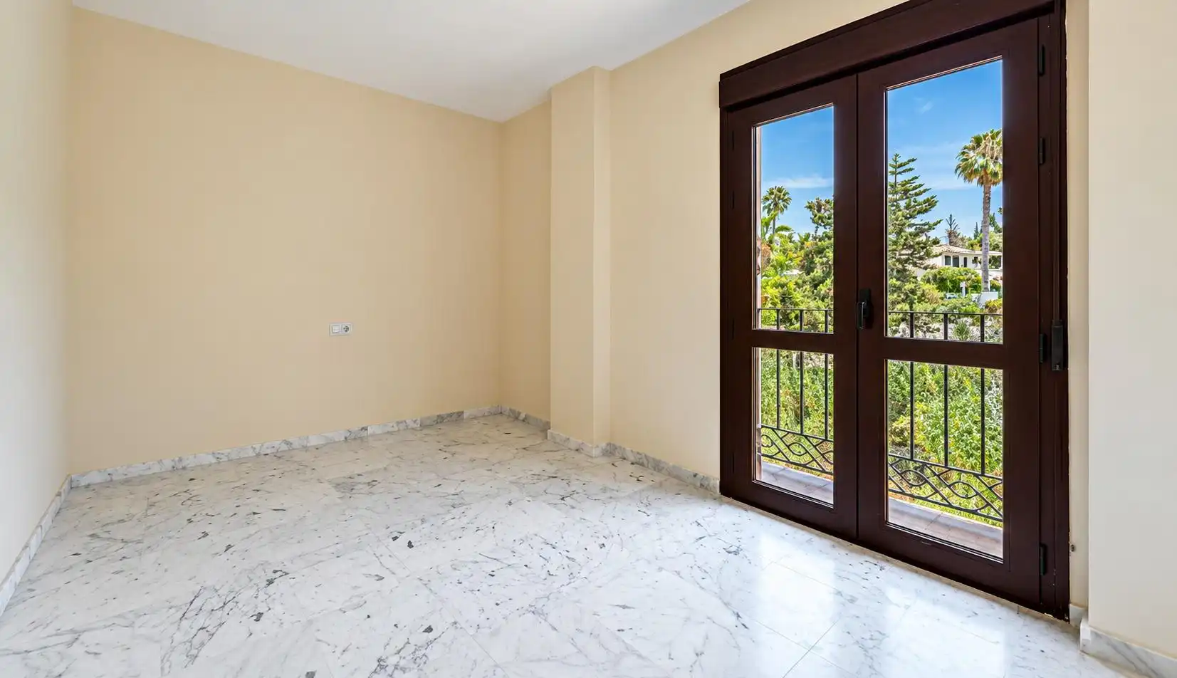 Casa pareada con terraza en venta en Calle Calle Sierra de Istán, imagen 39