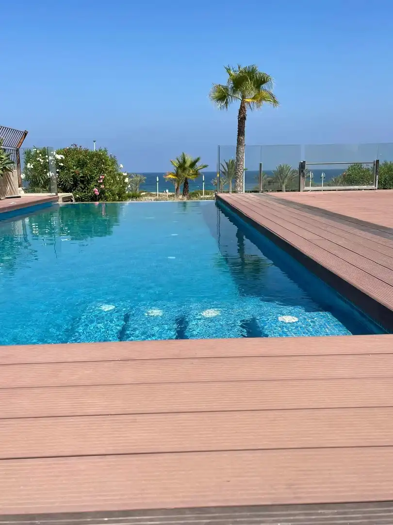 Schwimmbecken von Haus oder Chalet zur Miete in Elche / Elx mit Klimaanlage, Heizung und Privatgarten