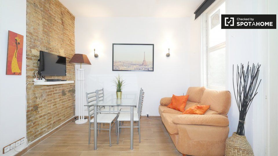 Living room of Flat to rent in  Barcelona Capital  with Air Conditioner, Heating and Furnished
