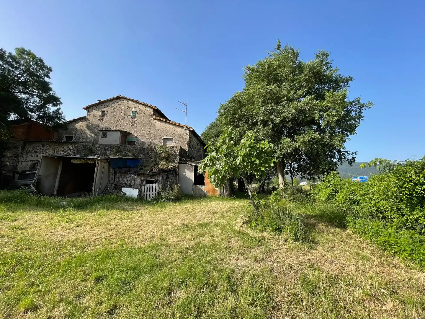 Casa rustica con giardino in vendita a Sant Jaume de Llierca, imagen 24