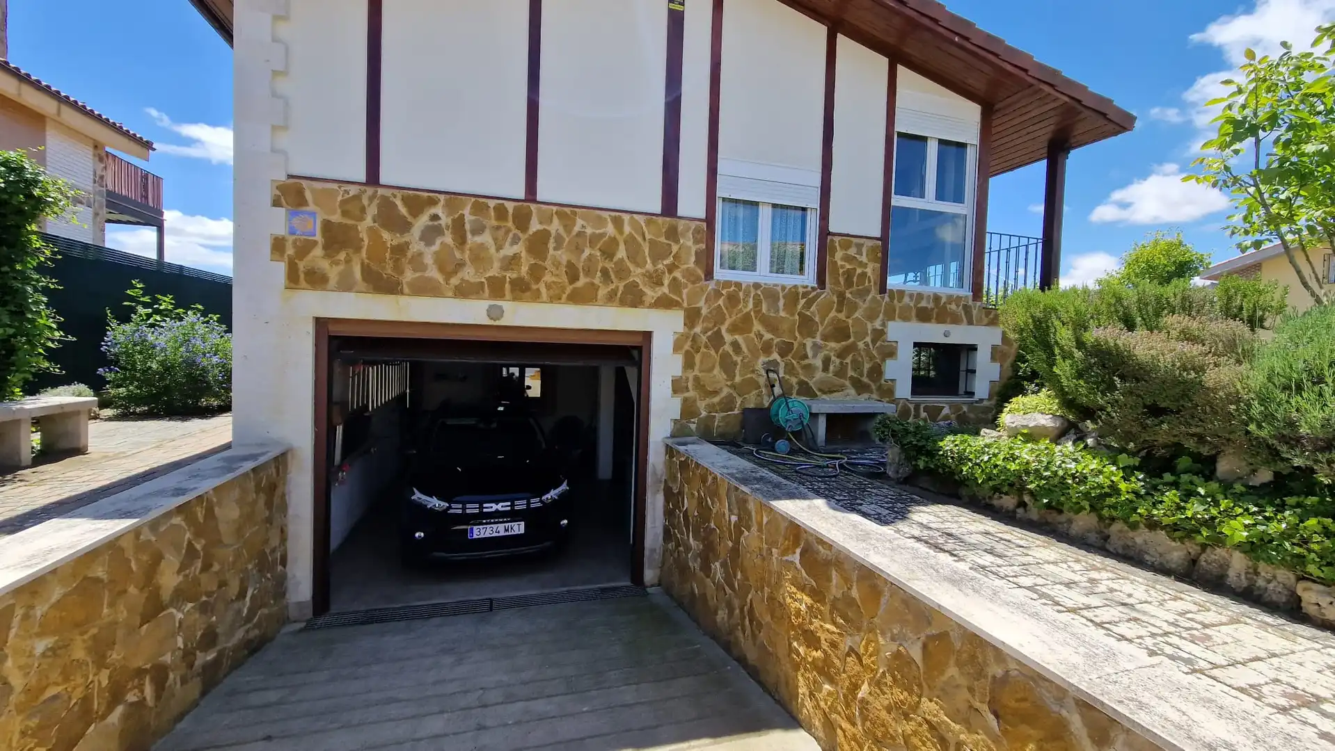 Parking de Casa o chalet en venta en Carrión de los Condes con Calefacción, Jardín privado y Terraza