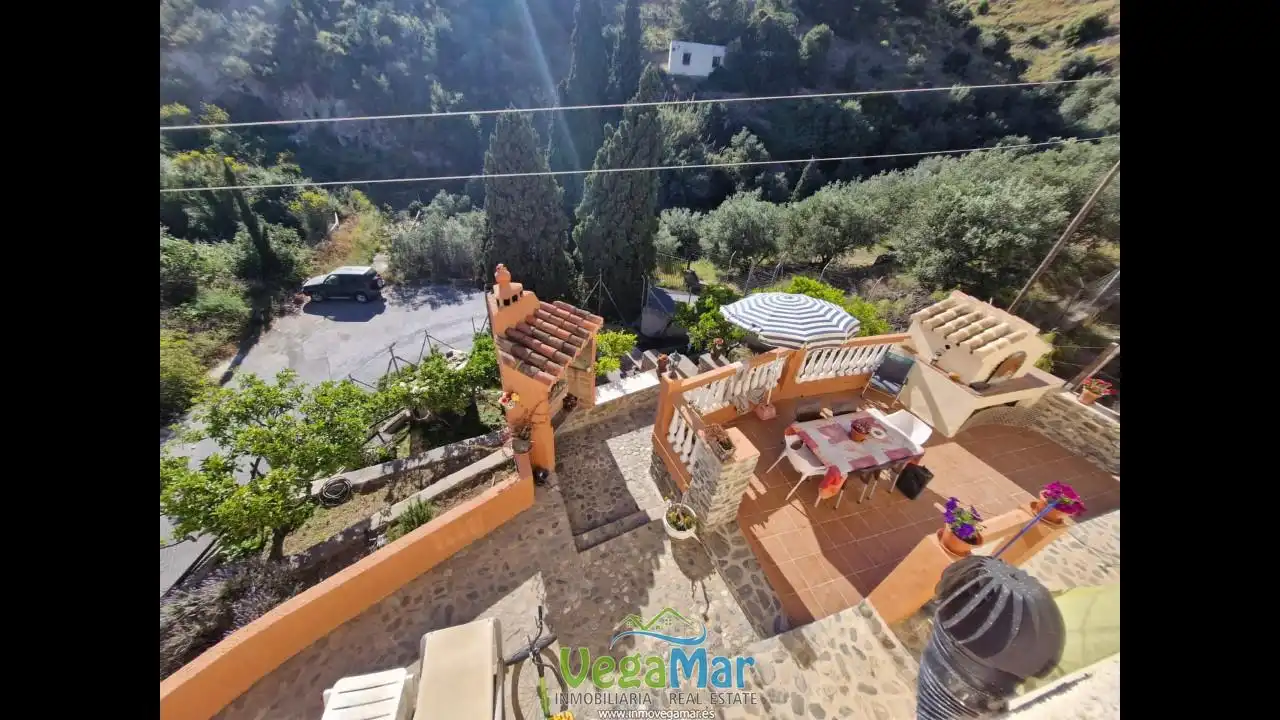 Vista exterior de Casa o chalet en venta en Almuñécar con Aire acondicionado, Jardín privado y Terraza