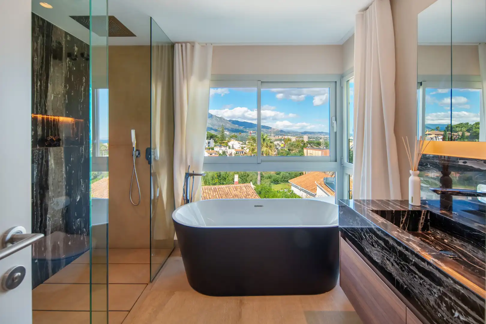 Casa amb piscina en venda a Nueva Andalucía, imagen 23