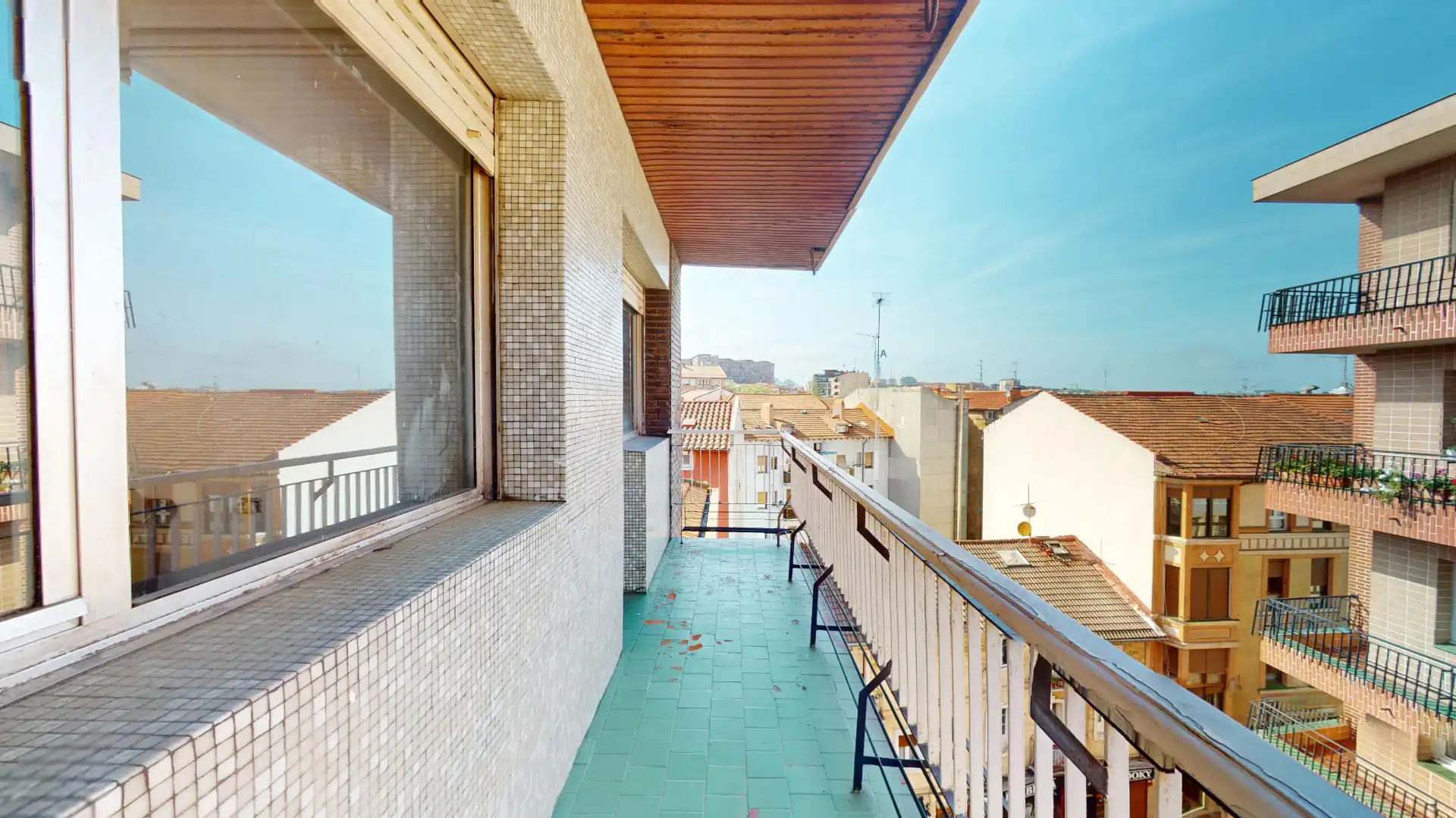 Balcony of Flat for sale in Barakaldo   with Terrace, Washing machine and Balcony