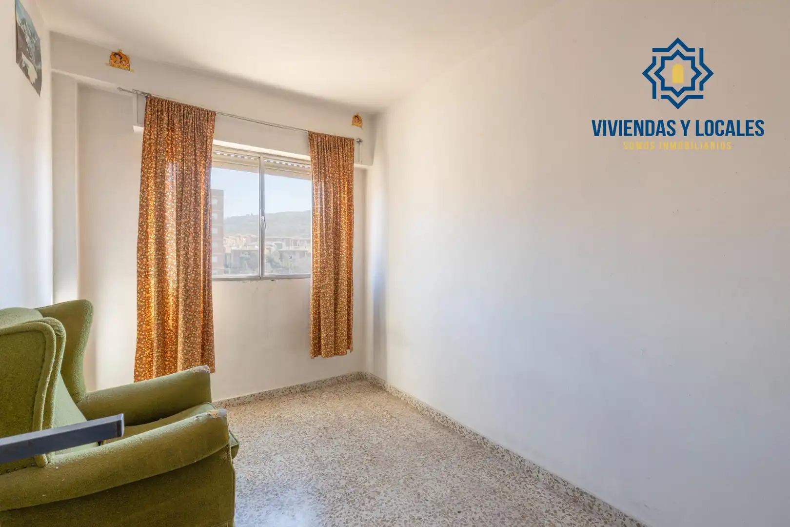 Habitación de Piso en venta en Granada con Terraza