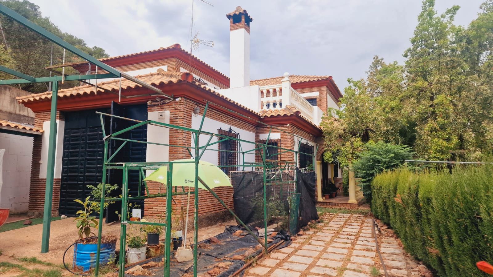 Jardí de Casa o xalet en venda en Villa del Río amb Aire condicionat, Calefacció i Jardí privat