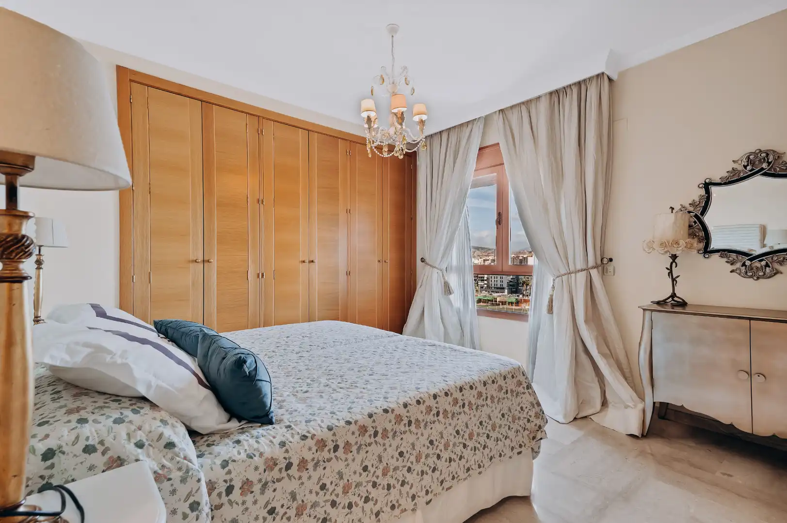 Habitación de Ático en venta en Málaga con Aire acondicionado, Calefacción y Terraza